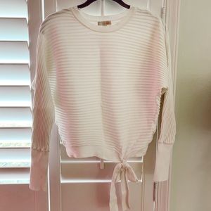 Gianni Bini off white sweater